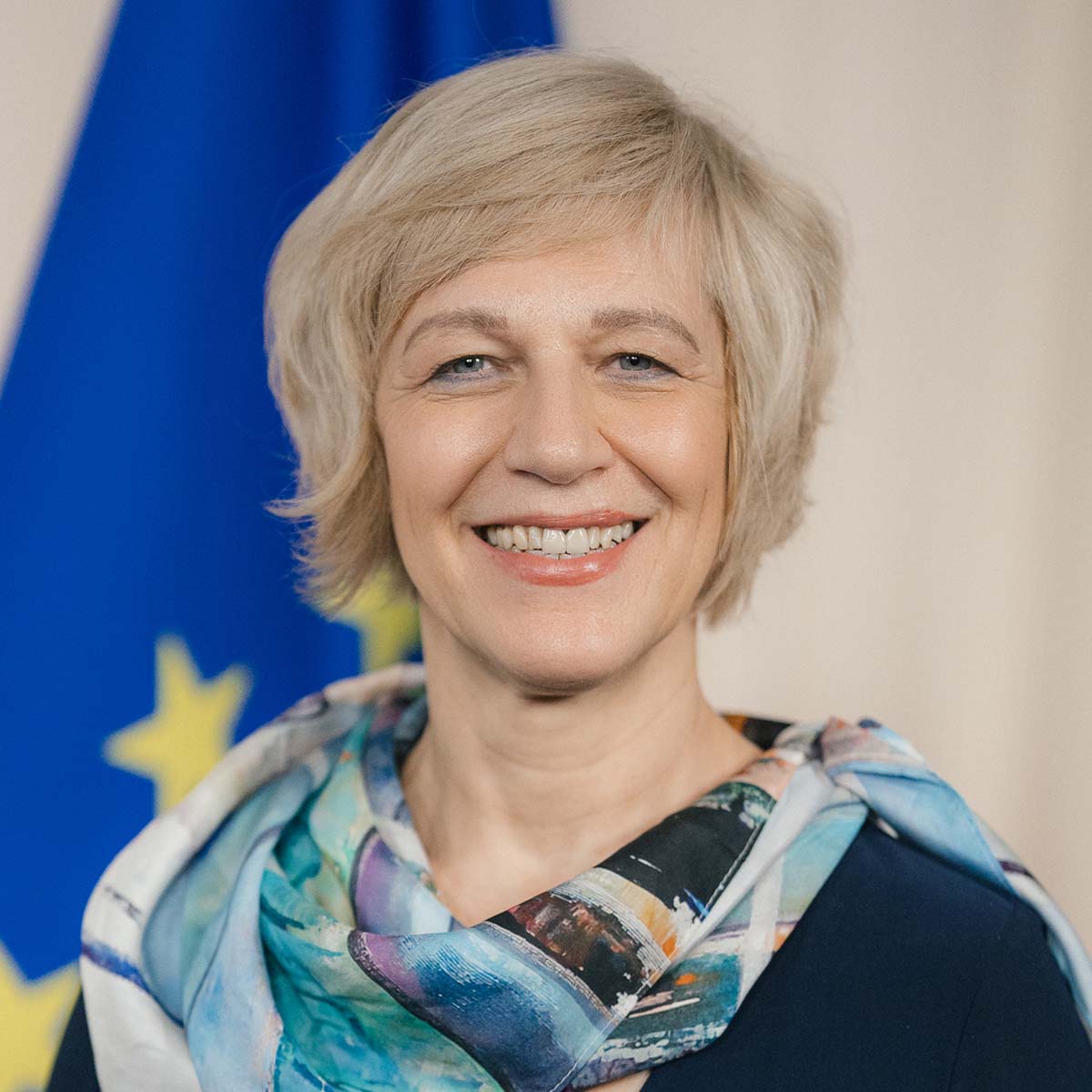 Renate Nikolay