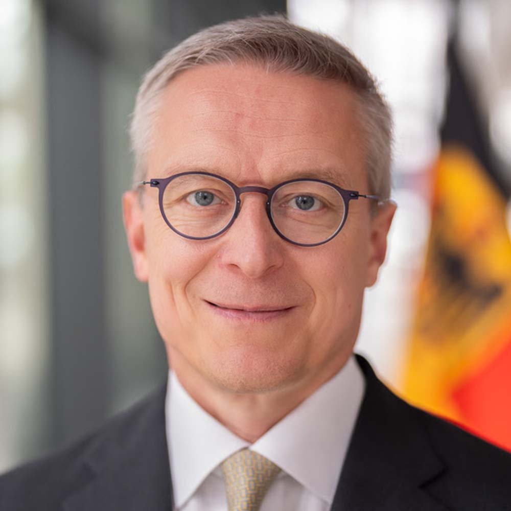 Dr. Karsten Wildberger