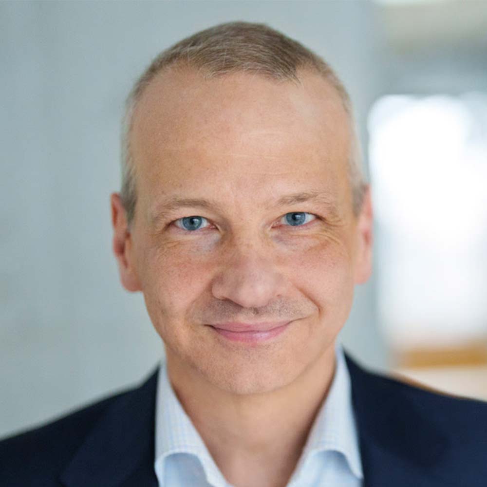 Dr. Markus Kamieth