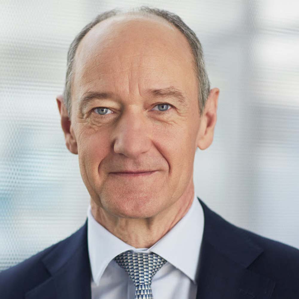 Dr. Roland Busch